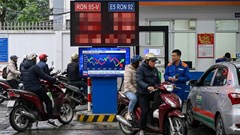 Xăng dầu hôm nay 25.12: Dự báo kỳ điều hành có thể tăng nhẹ