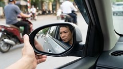 Chỉnh gương chiếu hậu đúng cách để tránh điểm mù nguy hiểm