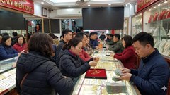 Giá vàng hôm nay 19.1: SJC tiếp tục giữ mốc 162,8 triệu đồng