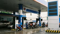 Giá xăng dầu hôm nay 28.1: Dầu thế giới tăng mạnh, trong nước giữ giá