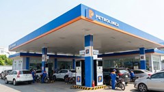 Giá xăng dầu hôm nay 1.2: Thị trường chờ tín hiệu mới từ dầu Brent