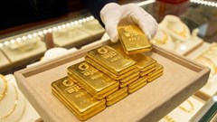 Giá vàng hôm nay 11.2: Đứng trước nguy cơ điều chỉnh ngắn hạn
