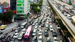 Giao thông Hà Nội sáng 31.3: Nguyễn Xiển bị ùn tắc do xe khách dừng đỗ