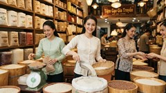Giá lúa gạo hôm nay 26.6.2026: Phụ phẩm tăng, gạo Jasmine bán lẻ giảm