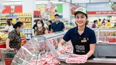 Giá heo hơi hôm nay 4.8: Miền Trung và miền Nam đi ngang