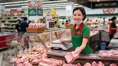 Giá heo hơi hôm nay 6.8: Hà Nội, Hưng Yên giữ đỉnh 63.000 đồng/kg