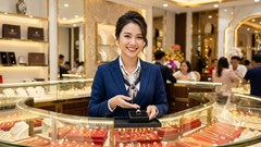 Giá vàng hôm nay 19.8: Vàng SJC có nguy cơ giảm theo thế giới?