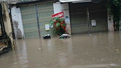 Giao thông Hà Nội sáng 16.9: Tứ Liên ngập sâu khoảng 1 m, Vành đai 3 ùn kéo dài