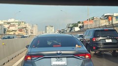 Giao thông Hà Nội 19.10: Cầu Thăng Long tắc dài, Ngã Tư Sở ùn lớn