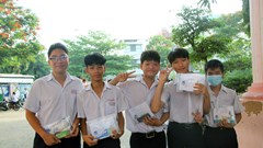 Có 1 thí sinh vi phạm quy chế vì mang điện thoại