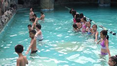 Câu chuyện nhói lòng ở An Khánh, Hà Nội: Giá như các em biết bơi...