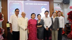 Ra mắt 'Tuyển tập kịch bản Hồn thơ ngọc' và sách 'Nghệ thuật cải lương Nam Bộ' 