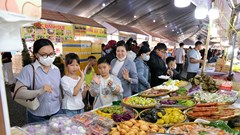 Tôn vinh “Hương vị đất trời” tại Lễ hội Bánh dân gian Nam Bộ