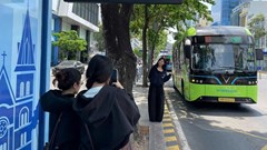 Gen Z và hành trình với xe buýt TP.HCM