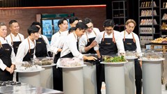 Các đầu bếp xử lý những nguyên liệu “khó nhằn” ngay tập đầu
