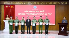 Một trường đại học ra mắt mô hình “Trường học không ma túy”