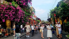 Cả nước đón khoảng 8 triệu lượt khách dịp lễ 30.4-1.5