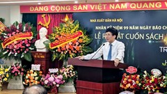 Ra mắt cuốn sách “Người trên đường đời”