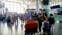 Khách quốc tế đến Việt Nam 6 tháng đầu năm vượt so với cùng kỳ 2019