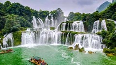 Sắc thu miền non nước