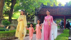 Lễ hội Áo dài Du lịch Hà Nội 2024 