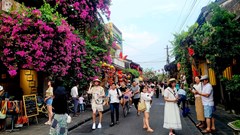 Để hài hoà giữa phát triển du lịch và bảo tồn di sản