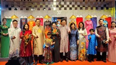 Áo dài- đại sứ giới thiệu du lịch Thủ đô