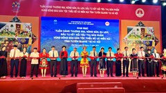 Đẩy mạnh tiêu thụ nông sản cho đồng bào dân tộc