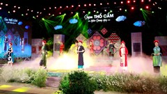 Thổ cẩm và những câu chuyện