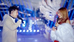 Người dân hào hứng đi sửa xe và thưởng thức âm nhạc miễn phí