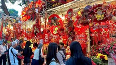 Sắc xuân ngập tràn Thủ đô