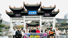 Bay thẳng Quý Châu, ngắm hoa đỗ quyên mùa đẹp nhất