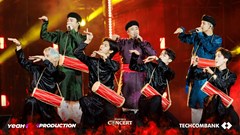 “Anh trai vượt ngàn chông gai” lan tỏa bản sắc Việt qua trang phục truyền thống