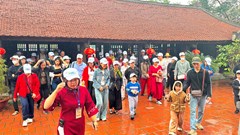 Tour 0 đồng chưa hạ nhiệt, đón đầu dòng khách mới