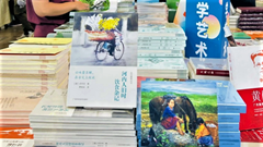 Sách “Người Hà Nội: Chuyện ăn, chuyện uống một thời” được vinh danh tại Trung Quốc