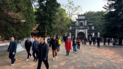 Tái định vị chùa Hương trong bản đồ du lịch văn hoá Thủ đô
