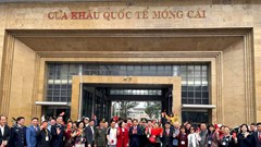 Sôi động hoạt động du lịch ngày mồng 1 Tết ở Quảng Ninh