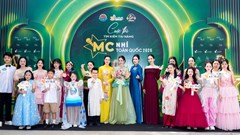 Chắp cánh tiếng nói trẻ thơ từ sân khấu đến trang sách