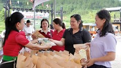 Lễ hội Cốm Tú Lệ mở rộng cơ hội phát triển sản phẩm gắn với du lịch