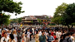 Phát triển du lịch trở thành ngành kinh tế mũi nhọn trong kỷ nguyên mới