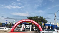 Chủ tịch xã nói “Đây là công trình tạm thôi”!