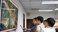 Đảm bảo sóng viễn thông liên lạc tại khu vực ngập lụt ở Nghệ An