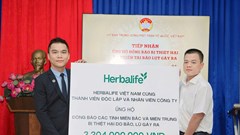 Herbalife Việt Nam trao hơn 3,2 tỉ đồng hỗ trợ đồng bào vùng bão lũ