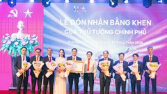 Hiệp hội Quảng cáo TP.HCM nhận Bằng khen của Thủ tướng Chính phủ