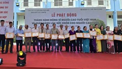 Nhiều người cao tuổi ở Cà Mau được chăm sóc sức khỏe