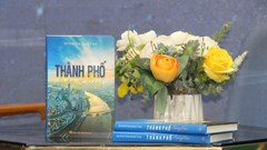 Ra mắt hồi ký “Thành phố trong tim“