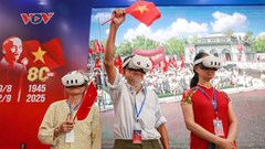 Đến Dinh Độc Lập để “Trở về thời khắc thiêng liêng”