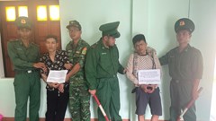 Bắt giữ 2 đối tượng mua bán, tàng trữ ma tuý cùng vũ khí nguy hiểm