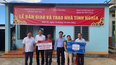 Báo Văn Hoá trao nhà tình nghĩa cho hộ nghèo DTTS ở Kon Tum