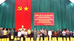 Phó Chủ tịch nước Võ Thị Ánh Xuân thăm và làm việc tại Kon Tum